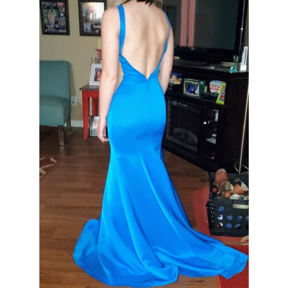 La Femme Dress - Picture 3 of 3